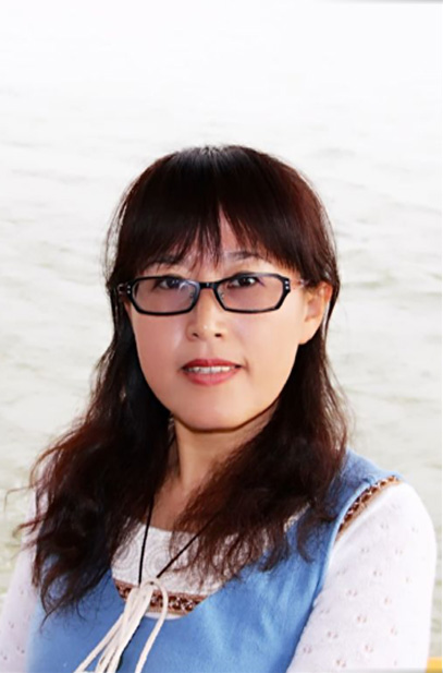封面-李晓红-文字.jpg