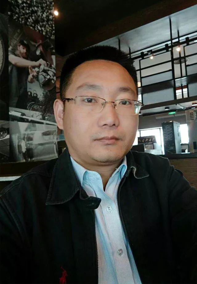 封面-周宏亮.jpg