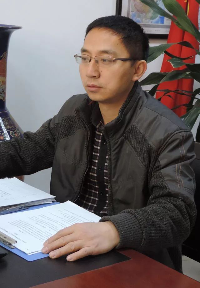 封面-杨逢春.jpg
